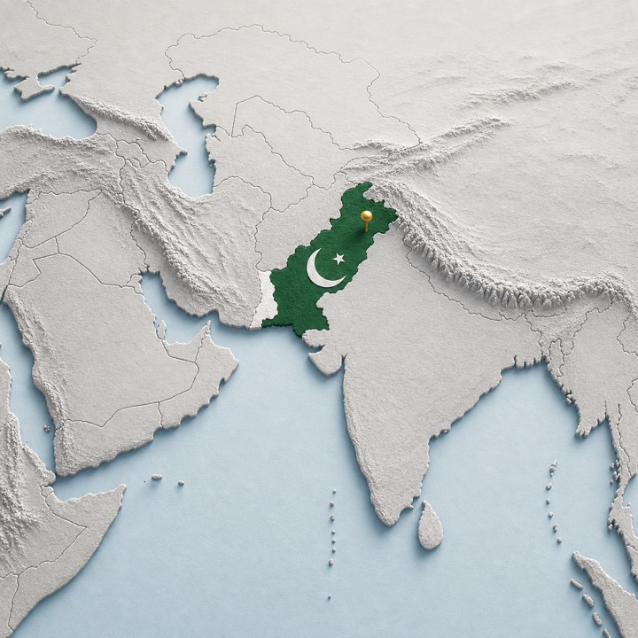 World map with Pakistan location marker
